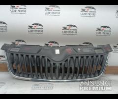 GRIGLIA PARAURTI ANTERIORE CENTRALE SUPERIORE SKOD