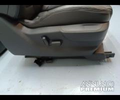 SET SEDILI IN PELLE NERA CITROEN DS5 2015 BERLINA - 13