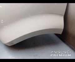 PARAURTI POSTERIORE CON SENSORE DI PARCHEGGIO SEAT - 20