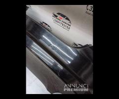 PARAURTI POSTERIORE CON SENSORI DI PARCHEGGIO JAGU - 9