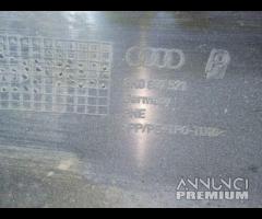 PARAURTI POSTERIORE CON SENSORI DI PARCHEGGIO AUDI - 21