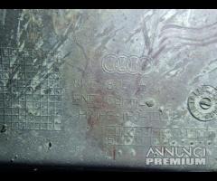 PARAURTI POSTERIORE CON SENSORI DI PARCHEGGIO AUDI - 22