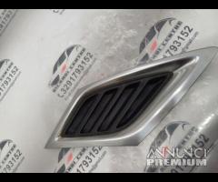 GRIGLIA DX \\ SX PARAURTI CENTRALE SAAB 9-3 93 200