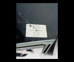 PARAURTI POSTERIORE CON SENSORI DI PARCHEGGIO AUDI - 6