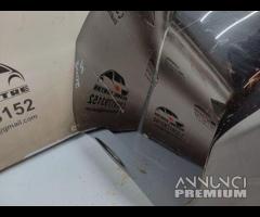 PARAURTI POSTERIORE CON SENSORI DI PARCHEGGIO PEUG