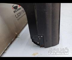 PARAURTI POSTERIORE CON SENSORI DI PARCHEGGIO LAND