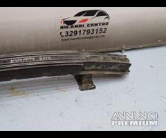 TRAVERSA RINFORZO PARAURTI ANTERIORE LAND ROVER DI