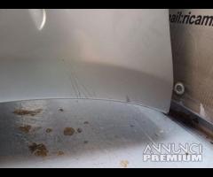 PARAURTI POSTERIORE CON SENSORI DI PARCHEGGIO MERC - 20