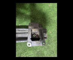 TRAVERSA RINFORZO PARAURTI POSTERIORE VW PASSAT B6