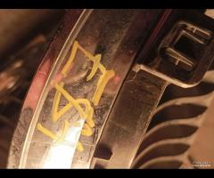 GRIGLIA PARAURTI CENTRALE DESTRO SINOSTRO DX /SX B