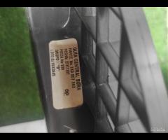 GRIGLIA FISSAGGIO PARAURTI POSTERIORE VOLKSWAGEN G - 9