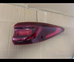 STOP FANALE POSTERIORE DX KIA SPORTAGE 2018 2023
