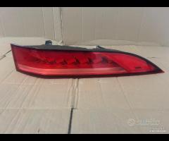 STOP FANALINO POSTERIORE DX JAGUAR F-PACE