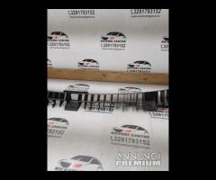 GRIGLIA PROTEZIONE ANTERIORE/DEFLETTORI VENTO SKOD