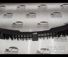 GRIGLIA PROTEZIONE ANTERIORE/DEFLETTORI VENTO SKOD - 12