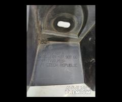 GRIGLIA PROTEZIONE ANTERIORE/DEFLETTORI VENTO SKOD - 16