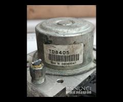 CENTRALINA POMPA ABS 2013 NISSAN JUKE (F15) TD8405 - 8