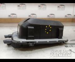 CENTRALINA PORTA FUSIBILI VANO PIEDI LATO ANTERIOR - 8