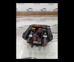 CENTRALINA PORTA FUSIBILI VANO PIEDI LATO ANTERIOR - 16