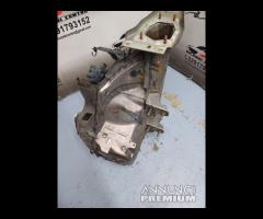 LONGHERONE ANTERIORE SINISTRO LAND ROVER DISCOVERY - 7