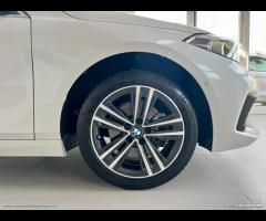 BMW 116d SPORT LINE - 24