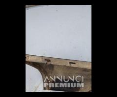 PARAURTI POSTERIORE CON SENSORI DI PARCHEGIO AUDI - 23