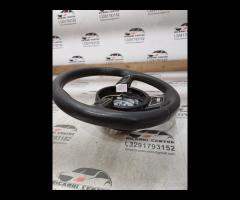 VOLANTE SPORTIVO MULTIFUNZIONE IN PELLE TRAFORATA - 16