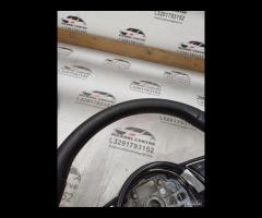 VOLANTE SPORTIVO MULTIFUNZIONE IN PELLE TRAFORATA - 19