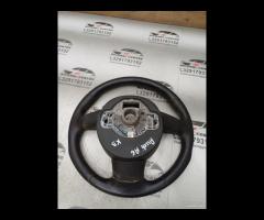 VOLANTE SPORTIVO MULTIFUNZIONE IN PELLE TRAFORATA - 21