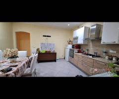 Zona Via Catania, ampio bivani in ottime - 13