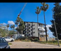 AQUINO_Nuova costruzione con giardino e posto auto