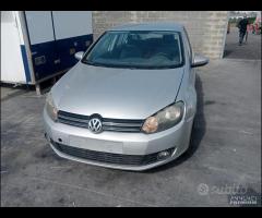 Volkswagen Golf 6 1.6 TDI CAY 2011 Per Ricambi