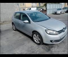 Volkswagen Golf 6 1.6 TDI CAY 2011 Per Ricambi
