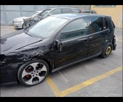 Volkswagen Golf 5 GTI 2.0 TFSI AXX Per Ricambi