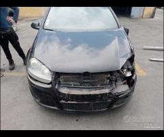 Volkswagen Golf 5 GTI 2.0 TFSI AXX Per Ricambi - 6