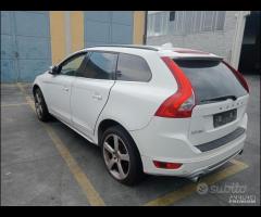 Volvo XC60 2013 2.4TD Demolita - Per Ricambi