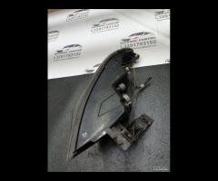 FARO FANALE STOP POSTERIORE ESTERNO DESTRA HONDA C - 16