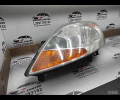 FARO FANALE ANTERIORE SINISTRA RENAULT TRAFIC 2006