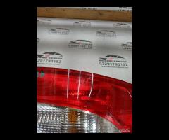 FANALE STOP POSTERIORE DESTRO 2009 SKODA SUPERB II - 9