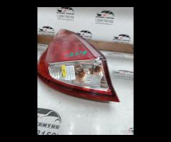 FANALE STOP POSTERIORE SX 2014 FORD FIESTA MK6 HAT - 8