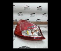 FANALE STOP POSTERIORE SX 2014 FORD FIESTA MK6 HAT - 10