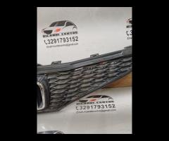 GRIGLIA ANTERIORE CON EMBLEMA 2009 HONDA JAZZ III - 6