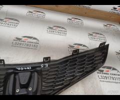 GRIGLIA ANTERIORE CON EMBLEMA 2009 HONDA JAZZ III - 19