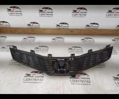 GRIGLIA ANTERIORE CON EMBLEMA 2009 HONDA JAZZ III - 20