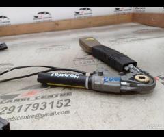 PRETENSIONATORE CINTURA ANTERIORE SINISTRO 2007 JA - 8