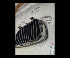 GRIGLIA ANTERIORE DESTRO BMW SERIE 1 E87 E87 LCI E - 19