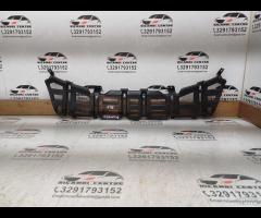 SUPPORTO/GRIGLIA INFERIORE PARAURTI ANTERIORE 2011