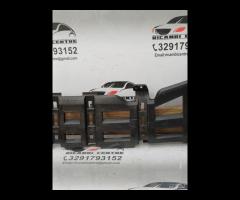 SUPPORTO/GRIGLIA INFERIORE PARAURTI ANTERIORE 2011