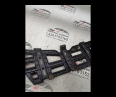 SUPPORTO/GRIGLIA INFERIORE PARAURTI ANTERIORE 2011 - 18