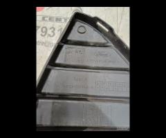 GRIGLIA PARAURTI ANTERIORE INFERIORE DX FORD FOCUS - 20